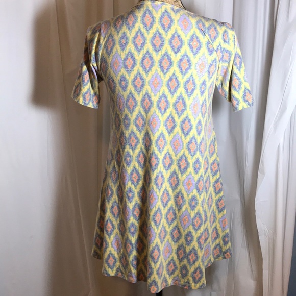 LuLaRoe Perfect T Distressed Diamond Ikat SW XXS - Picture 3 of 7
